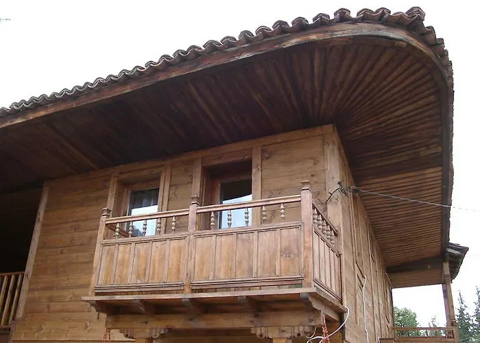 Pensjonat Sarafova 2*